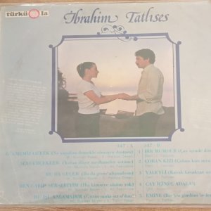 İbrahim Tatlıses – Gülmemiz Gerek LP Plak 2