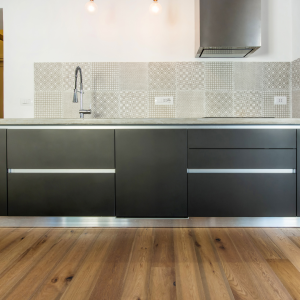 DecoHandy 30x30 cm Kendinden Yapışkanlı Pvc Karo Mutfak Arası 4 Lü Karışık model 0,36m2