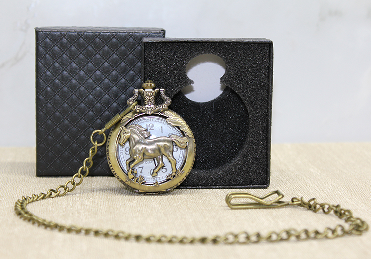 ozel kutulu at tasarimi kostekli saat 152435.jpg