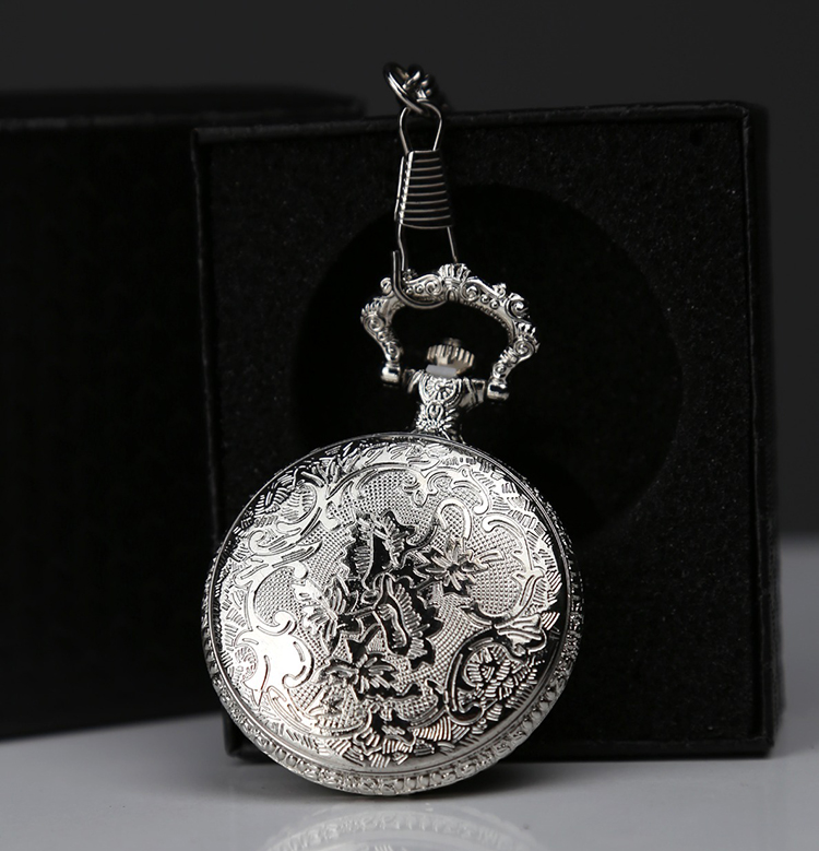 Özel Kutulu Rakamlı Gümüş Köstekli Saat 2 ozel kutulu rakamli gumus kostekli saat 153315.jpg